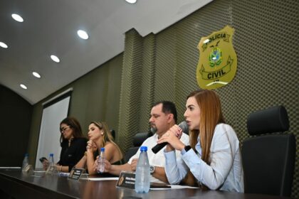 Debora Menezes reforca o cuidado com a bebe que sofreu abuso sexual em Tapaua 1024x718 3iyvY6