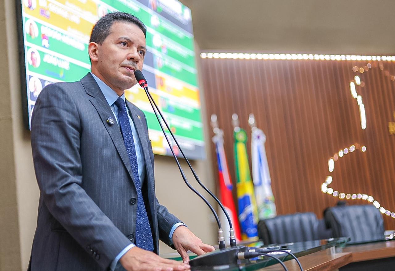 Delegado Pericles altera Estatuto da Pessoa com Cancer e pacientes com suspeita da doenca deverao receber exames em ate 30 dias Foto Marcio James Q1NZ6v