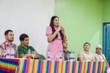 Deputada Mayra Dias reforca compromisso na luta contra a LGBTfobia Foto Aguilar Abecassis 1024x683 z0ZwCa