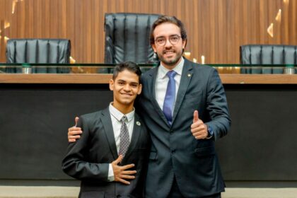 Deputado Thiago Abrahim diz que Parlamento Jovem prepara estudantes para o debate politico 1024x683 ja1ZNn