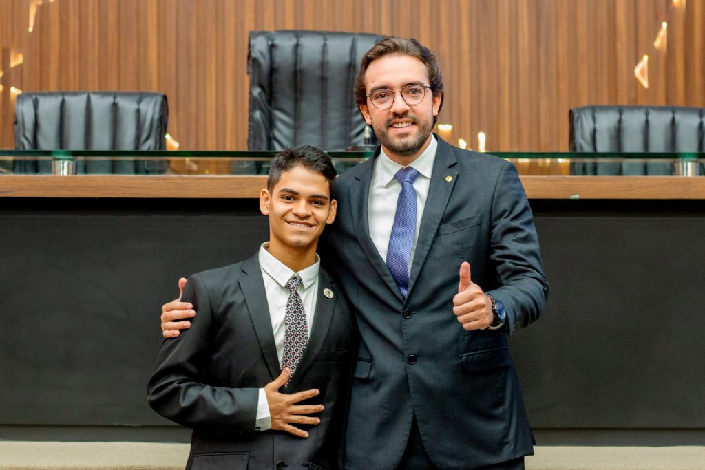 Deputado Thiago Abrahim diz que Parlamento Jovem prepara estudantes para o debate politico 1024x683 ja1ZNn
