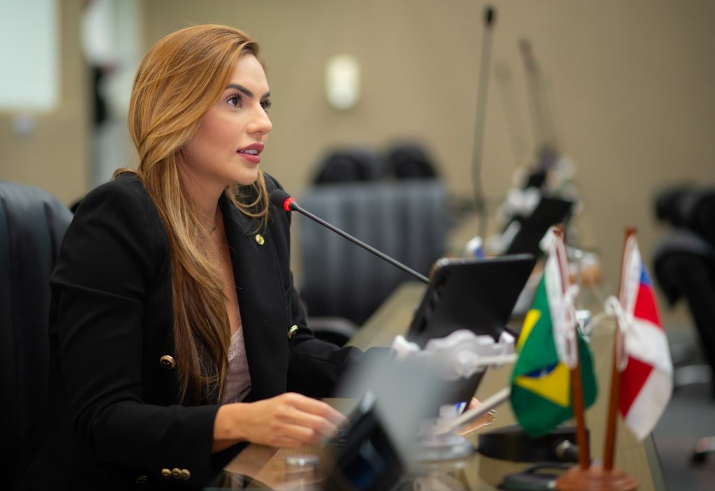 Projeto de Lei de Debora Menezes pretende instituir o E28098Maio Laranja 1024x704 wJhnkF
