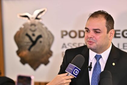 Avanca nas comissoes da Aleam PL de Roberto Cidade que amplia seguranca de alegorias tripes e guindastes durante a realizacao de eventos folcloricos Foto Herick Pereira Ah036t