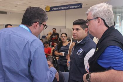 Bancos do Amazonas passam a cumprir Lei de interprete de libras apos fiscalizacao conduzida pelo deputado Mario Cesar Filho Foto Leandro Cardoso LeWDwQ