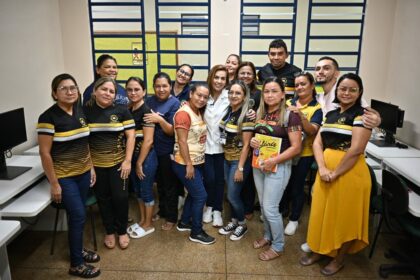 Debora Menezes visita Escola Estadual Tancredo de Almeida no Careiro da Varzea 1024x683 hVrpby