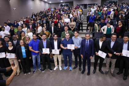 Presidente Roberto Cidade destaca importancia do Parlamento Jovem para democracia durante encontro com alunos de todas as legislaturas Foto Herick Pereira ItZgjh