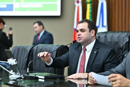 Proposta de Roberto Cidade que incentiva a iniciacao cientifica entre os estudantes avanca nas comissoes da Aleam Foto Herick Pereira nyP5Cv