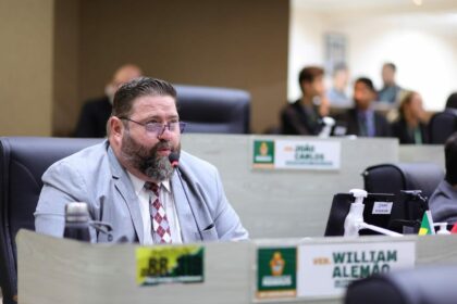 William Alemao 2 GGWPXm