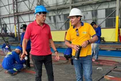 Adjuto Afonso visita estaleiro Eram maior complexo do genero na capital que emprega 800 pessoas zs4VHT