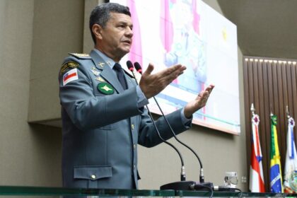 Comandante Dan celebra o anuncio da data base da seguranca publica pelo Governo do Estado 1024x683 Nog7WL