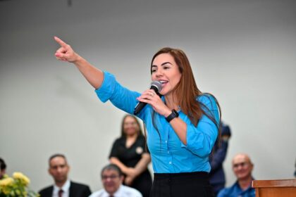 Debora Menezes reitera compromisso com Proerd durante formatura de novos alunos da zona Oeste Foto Daniel Nogueira 1024x682 Qc6p4L