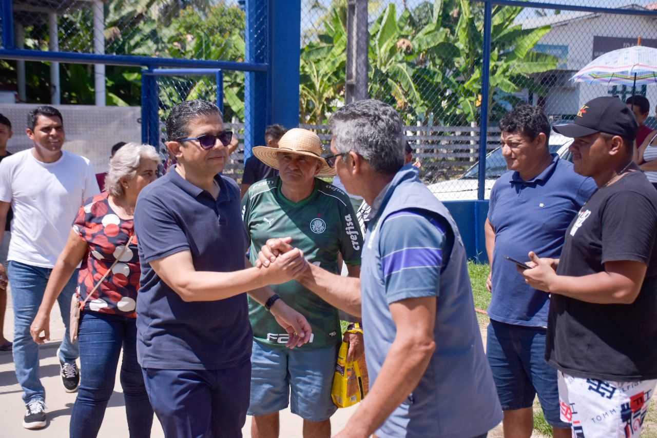 Deputado Joao Luiz participa de acao em alusao ao Dia do Pescador no Careiro da Varzea Foto Mauro Smith RwQC9k