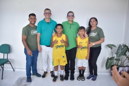 Pelci e Voo Campeao indicativos do deputado Joao Luiz ao Governo do Amazonas mudam a vida de atleta de Codajas Foto Mauro Smith WHYLKC