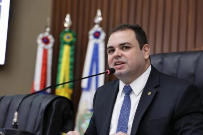 Roberto Cidade destaca Lei que assegura bem estar e autoestima de vitimas de escalpelamento Foto Herick Pereira 3IBcVt