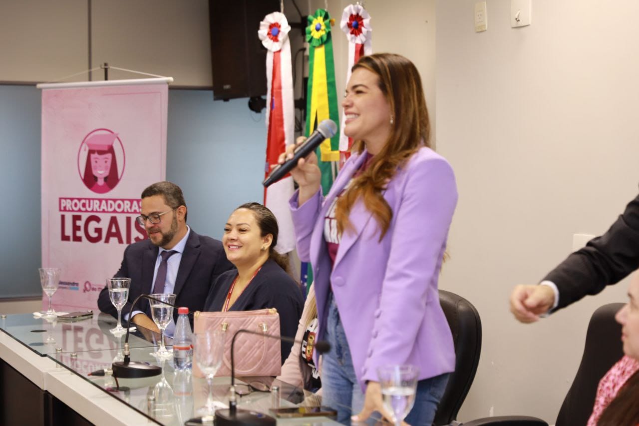 Segunda turma do projeto Procuradoras Legais da Assembleia Legislativa capacita 50 mulheres da zona Norte de Manaus Foto Miguel Almeida UGaiQk