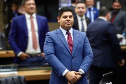Aprovado Projeto de Lei do deputado Mario Cesar Filho que garante atendimento psicologico as familias de pessoas desaparecidas no Amazonas Foto Leandro Cardoso 1024x682 yMwQjH