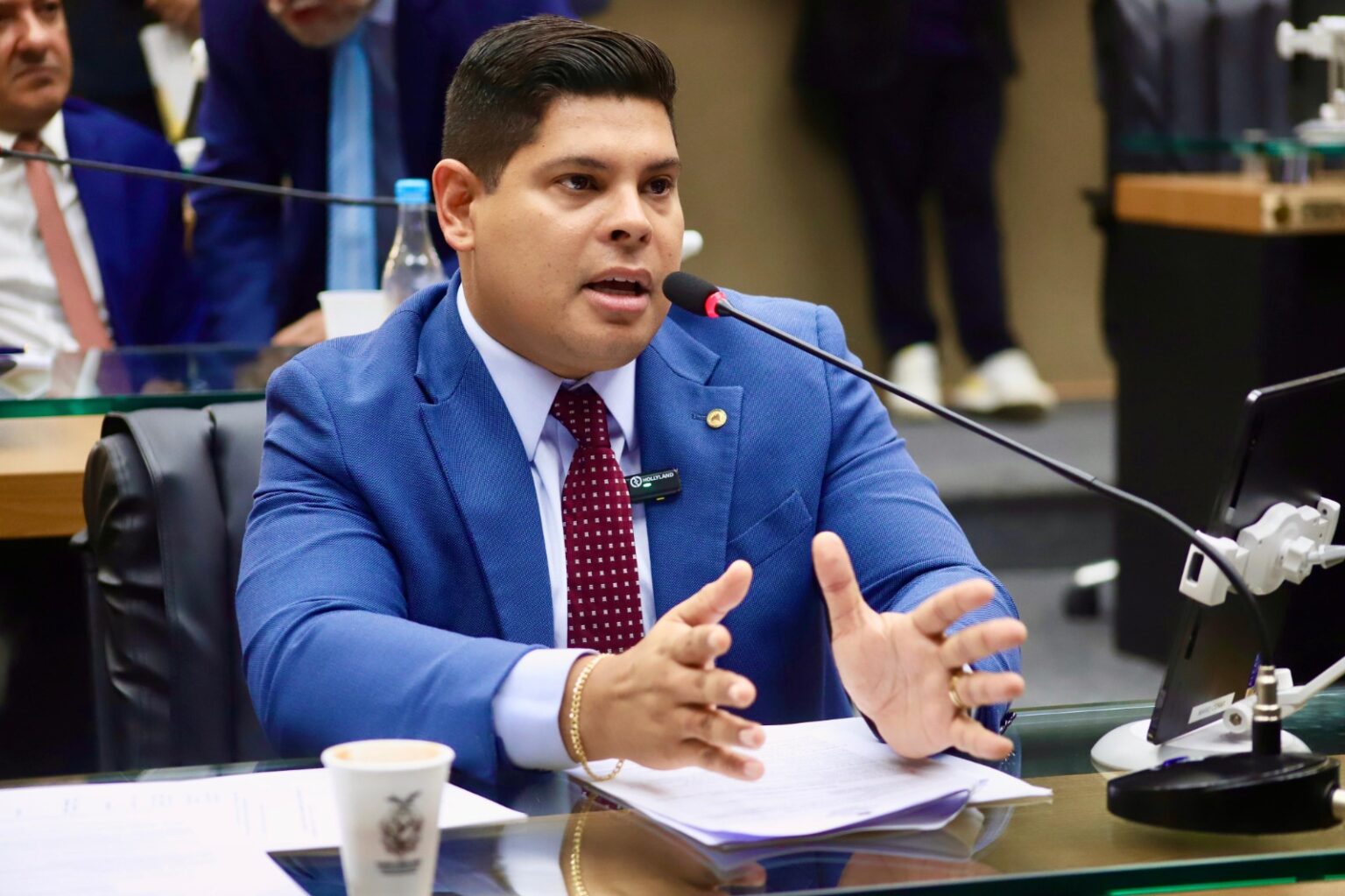 Deputado Mario Cesar Filho cria legislacao rigida para combater crimes de queimada no Amazonas Foto Leandro Cardoso JricWw