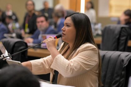 De autoria de Joana Darc projeto que defende musicoterapia como tratamento terapeutico para PCDs e aprovado na Aleam 2 1024x682 rT01LO