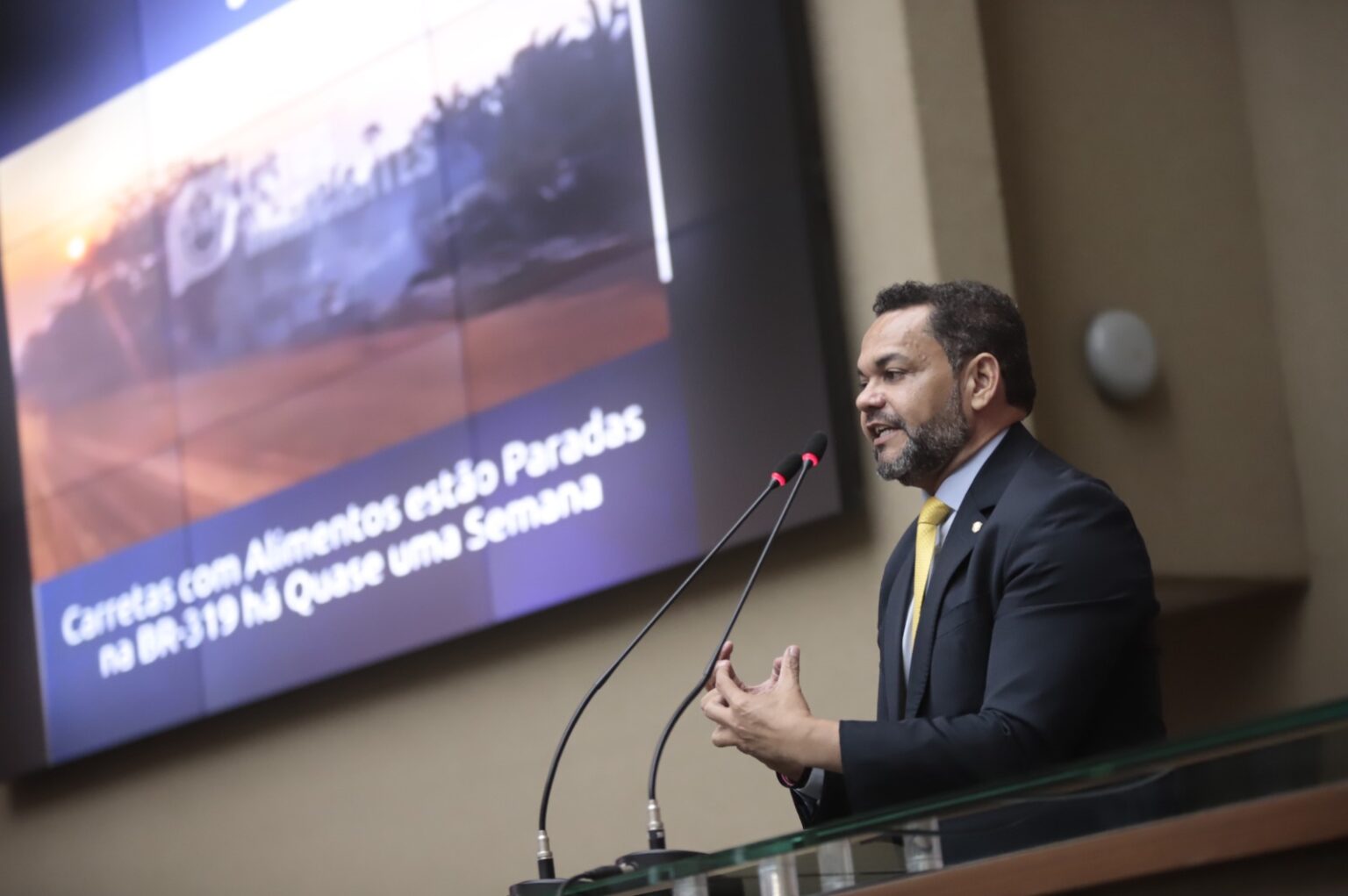 No plenario da Assembleia Legislativa deputados cobram atencao com pauta ambiental no Amazonas Foto Danilo Mello 1 juOzvL