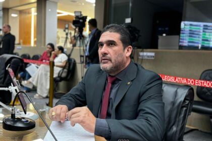 Aleam aprova Projeto de Lei de Cristiano DAngelo que assegura apoio as familias de parentalidade atipica no Amazonas Foto Ely Caldeira 1024x768 CXwsau