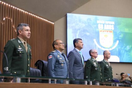 Assembleia Legislativa do Amazonas realiza Sessao Especial em homenagem aos 68 anos do Comando Militar da Amazonia 2eSRx0