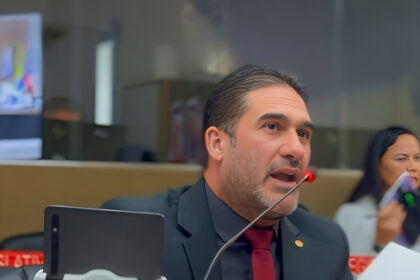 Deputado Cristiano DAngelo propoe politica de capacitacao em inteligencia artificial para professores da rede publica do Amazonas Foto Ely Caldeira JYGkNy
