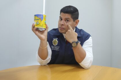 Deputado Mario Cesar Filho alerta sobre a comercializacao de leite falsificado em Manaus Foto Leandro Cardoso Lberpe