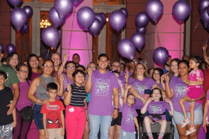 Deputado Mario Cesar Filho destaca o mes de conscientizacao da sindrome de Rett com iluminacao da fachada do Teatro Amazonas OOt3W3