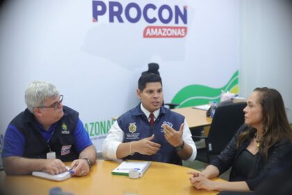 Deputado Mario Cesar Filho participa de reuniao de emergencia com Procon e Ministerio Publico sobre cancelamento de fiscalizacao em postos de combustiveis Foto Leandro Cardoso 1024x666 mtI5Vu