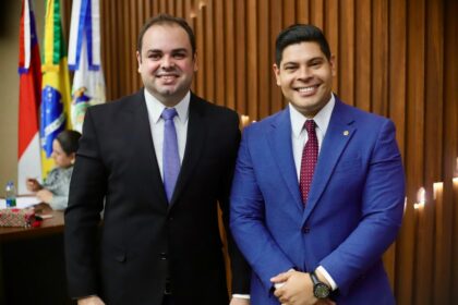 Deputado Mario Cesar Filho reforca apoio a candidatura de Roberto Cidade a presidencia da Aleam 1024x683 FtzkTU