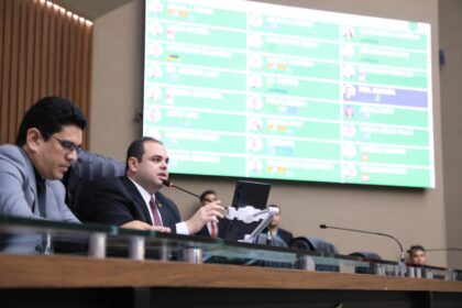 Deputados elegem Roberto Cidade como presidente da Assembleia Legislativa do Amazonas para o segundo bienio da 20a Legislatura Foto Hudson Fonseca Aleam wranXA