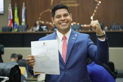 Lei do Deputado Mario Cesar Filho sancionada por Wilson Lima garante o direito a dois acompanhantes para PcDs em todas as unidades de saude do Amazonas Foto Leandro Cardoso 1024x682 YJdxfI