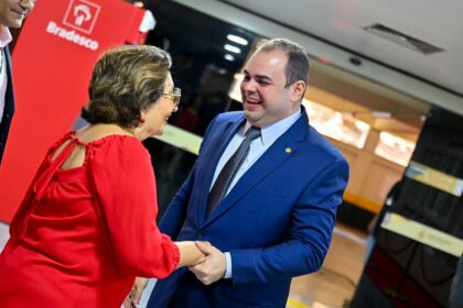 Presidente da Aleam Roberto Cidade parabeniza servidores publicos e destaca iniciativas em favor da categoria Foto Rodrigo Brelaz d5Wsf3