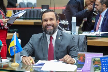 Projeto de Lei do deputado Dr. George Lins com foco na educacao ambiental e sustentabilidade e aprovado na Aleam Leandro Castro 47vRkf