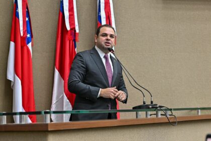 Roberto Cidade e autor de Lei que preve a inclusao de pessoas com nanismo nas diversas areas da sociedade OxDw3i
