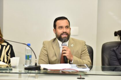 Aleam aprova Projeto de Lei do deputado Dr. George Lins para campanhas informativas nas unidades de saude do Amazonas Foto Leandro Castro 1024x684 RiPZuF