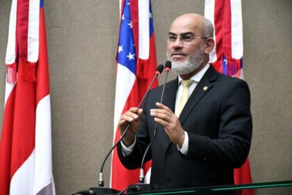 Deputado Cabo Maciel celebra formatura de mil novos policiais militares e destaca papel da Aleam na ampliacao do efetivo Foto Paulo Ferraz 1024x683 d33qQt