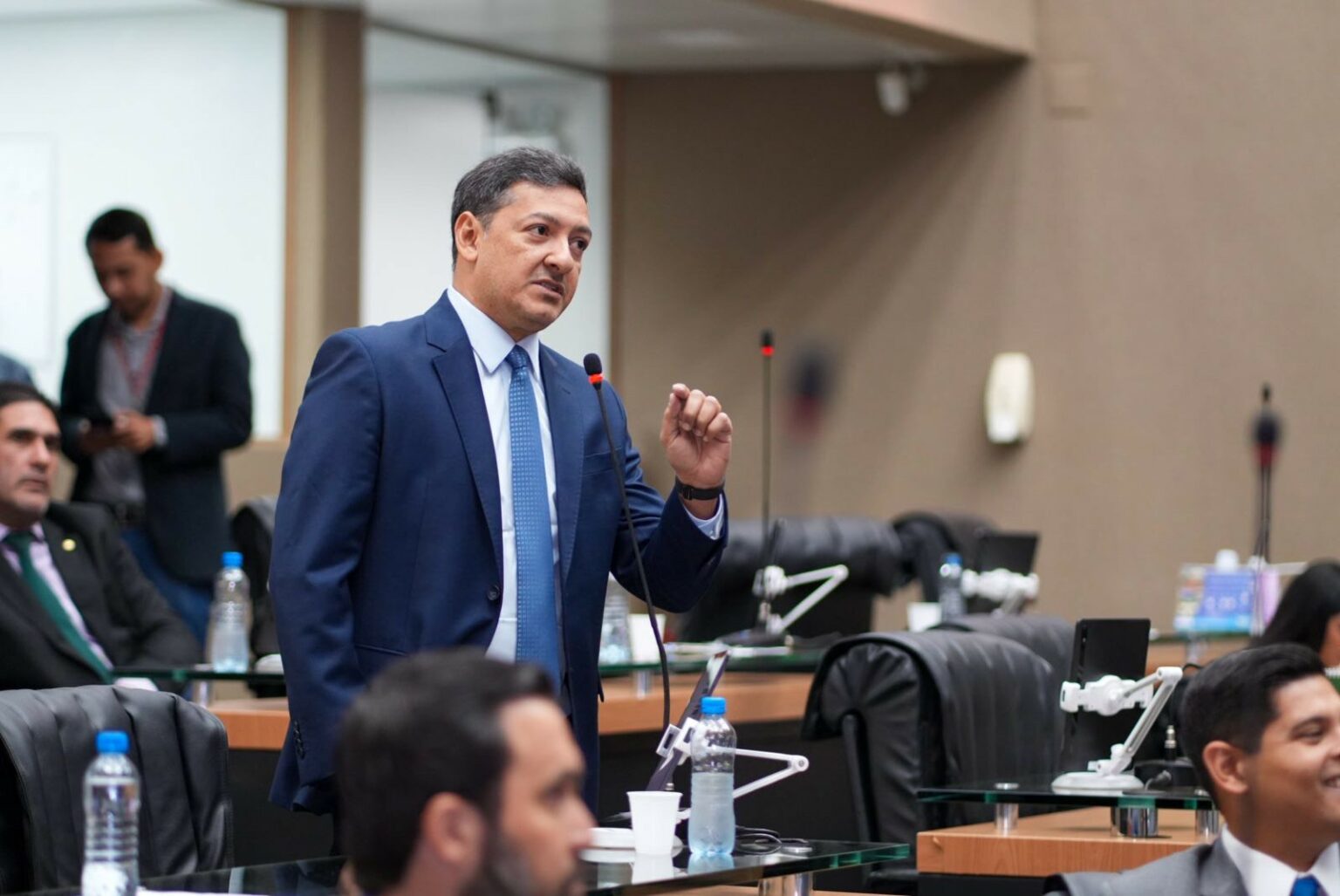 Deputado Felipe Souza e autor de Projeto de Lei para realizacao do teste cariotipo em maternidades do Amazonas GE2uuj