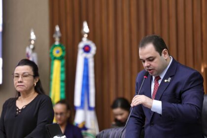 Roberto Cidade comanda votacao que apreciou 64 materias legislativas entre elas o PL que fortalece o turismo sustentavel no Amazonas Foto Herick Pereira Wu02zk
