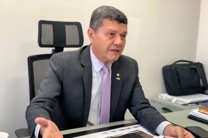 Comandante Dan propoe a contratacao dos aprovados nos concursos para as forcas de seguranca A44Qm0