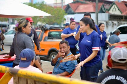 Deputada Dra. Mayara realiza acao de conscientizacao e prevencao ao cancer de pele no Centro de Manaus 1024x683 aeBj4E