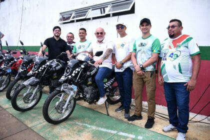 Deputado Cabo Maciel entrega veiculos oriundos de emenda parlamentar para reforcar a Guarda Municipal de Urucurituba Foto Paulo Ferraz 1024x683 5lDTSM