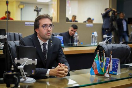 Deputado Thiago Abrahim apresenta balanco de atividade parlamentar em 2024 Foto Jhonatan Darth 1024x683 oPpHUe