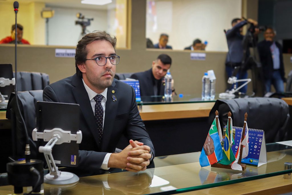 Deputado Thiago Abrahim apresenta balanco de atividade parlamentar em 2024 Foto Jhonatan Darth 1024x683 oPpHUe