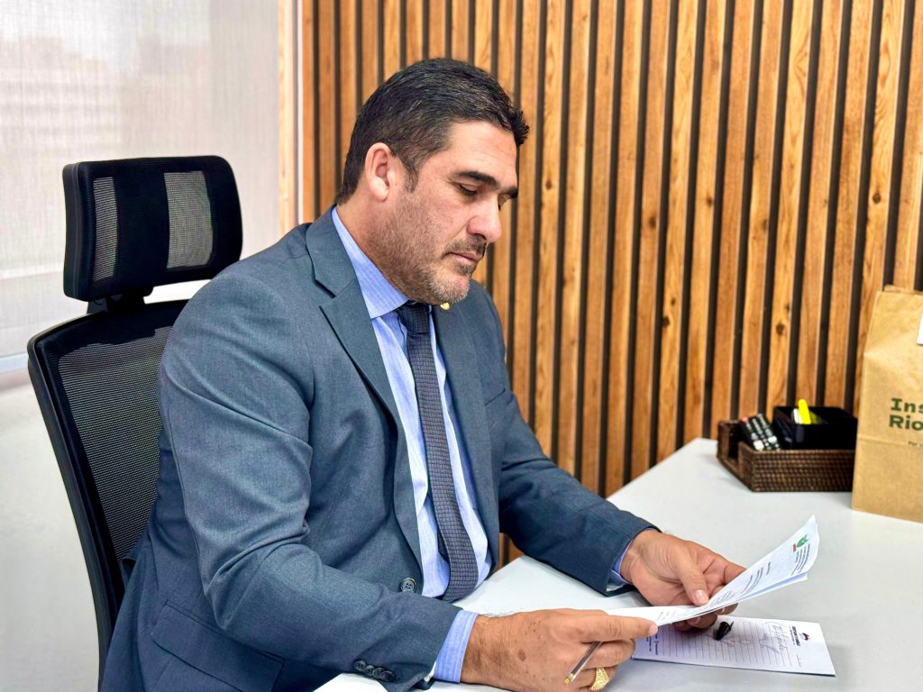 Janeiro Branco Cristiano DAngelo destaca Projeto de Lei voltado a saude mental materna no Amazonas 1024x768 KWAFHj