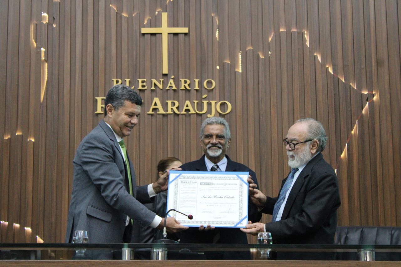 Comandante Dan destaca a importancia dos engenheiros de pesca TJh7j4
