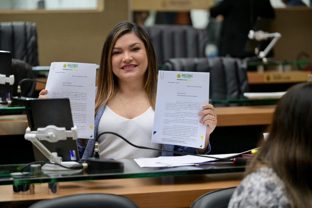 E28098Estamos fazendo historia no Amazonas diz deputada Joana Darc ao contemplar a criacao da Secretaria de Protecao Animal 1024x683 NvpyCQ