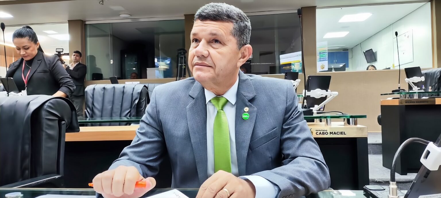 Lei de brigadistas do Comandante Dan comeca a surtir resultados ixxZVG