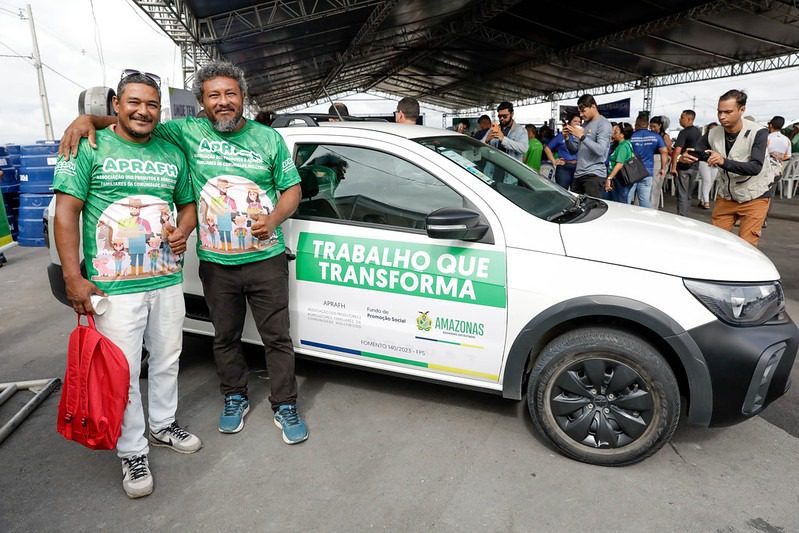 Governo do Amazonas amplia investimentos no setor primário com entrega de insumos e equipamento agrícolas 5 80a6bc72 2668 40f7 87eb e25b5b2e4ad3
