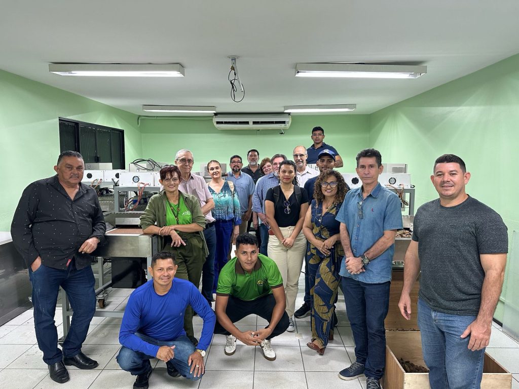 Governo do Amazonas, em parceria com a Innovatus, avança com tecnologia para beneficiar extrativistas e produtores rurais 5 ADS Governo do Amazonas em parceria com Innovatus avanca com tecnologia para beneficiar extrativistas e produtores rurais Foto Divulgacao 01 1024x768 1